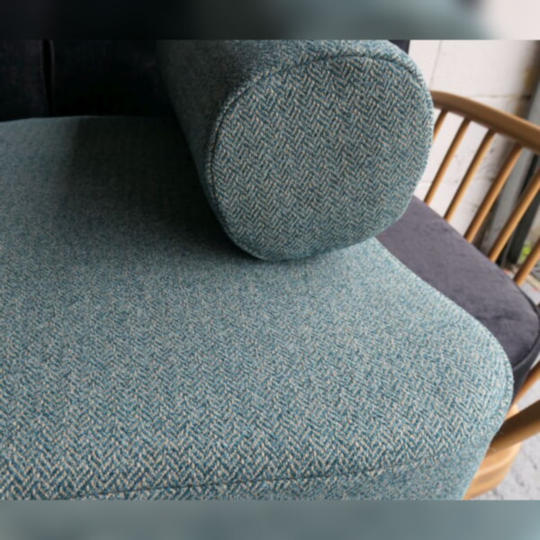 Ercol Jubilee 766 in Linwood Faroe Herringbone